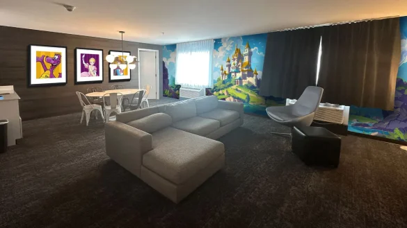 ead59c08-950a-425b-9602-0319b65f6984-DWI_Guest_Suite